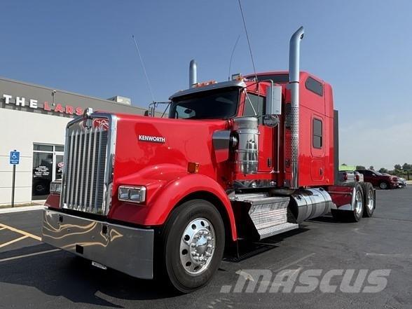 Kenworth W900 Trækkere