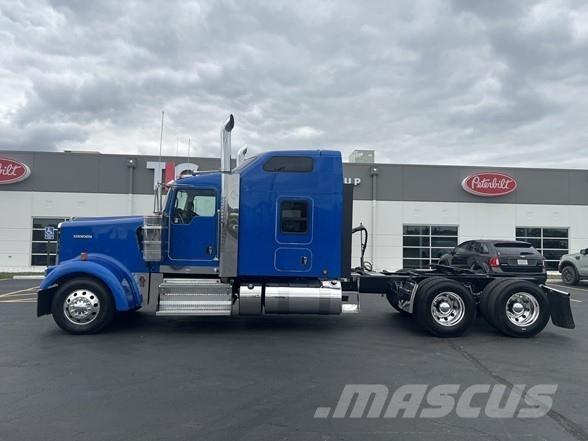 Kenworth W900 Trækkere