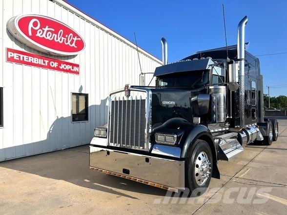 Kenworth W900 Trækkere