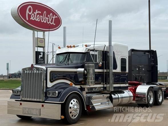 Kenworth W900L Trækkere