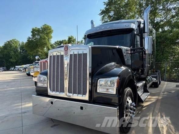 Kenworth W990 Trækkere