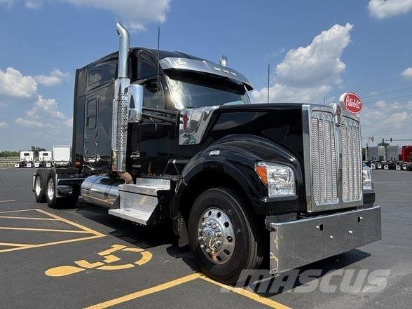 Kenworth W990 Trækkere