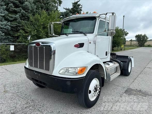 Peterbilt 337 Trækkere