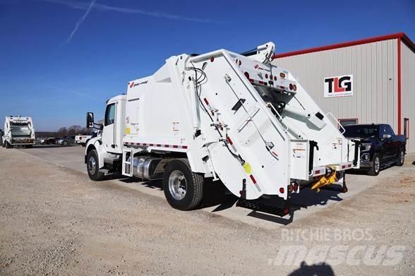 Peterbilt 536 Renovationslastbiler