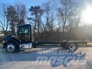 Peterbilt 536 Chassis