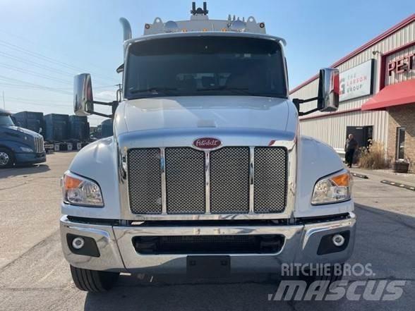 Peterbilt 537 Renovationslastbiler