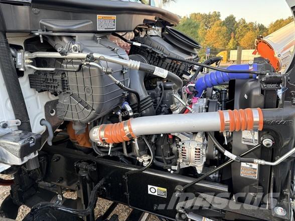 Peterbilt 537 Trækkere