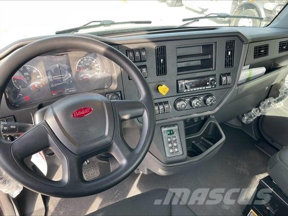 Peterbilt 548 Chassis