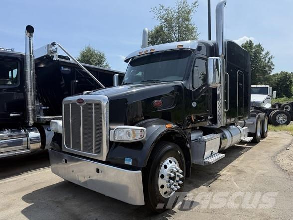 Peterbilt 567 Trækkere