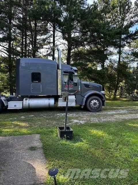 Peterbilt 567 Trækkere