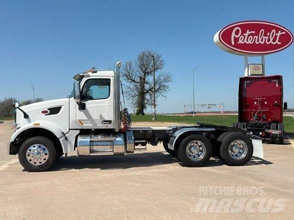 Peterbilt 567 Trækkere