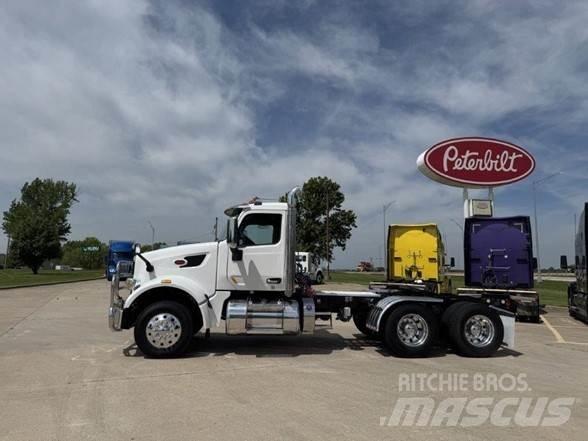 Peterbilt 567 Trækkere