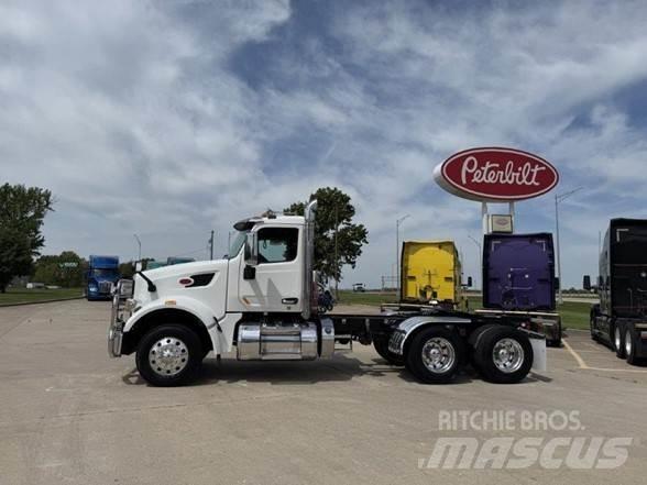 Peterbilt 567 Trækkere