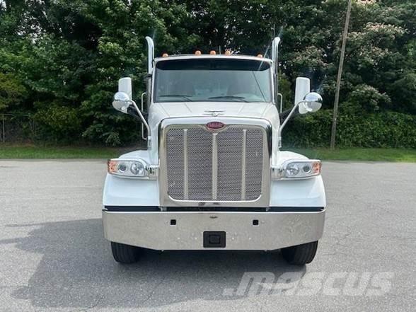 Peterbilt 567 Trækkere