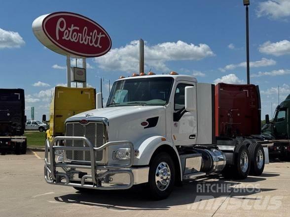 Peterbilt 567 Trækkere