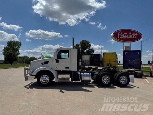 Peterbilt 567 Trækkere