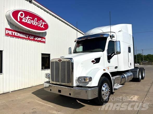 Peterbilt 567 Trækkere