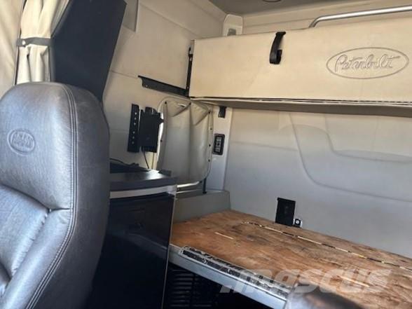 Peterbilt 567 Trækkere