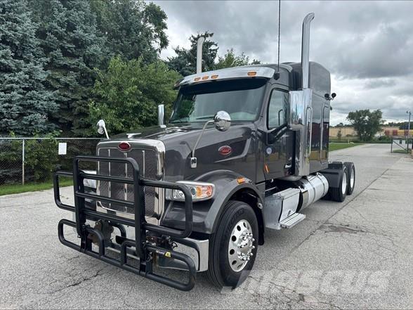 Peterbilt 567 Trækkere