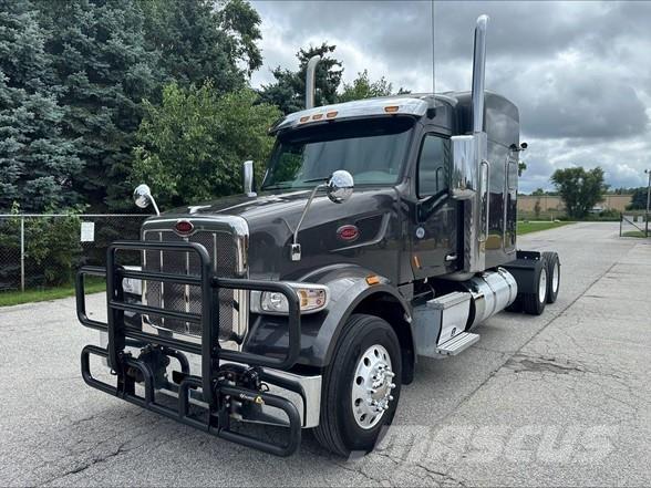Peterbilt 567 Trækkere