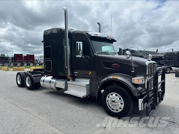 Peterbilt 567 Trækkere