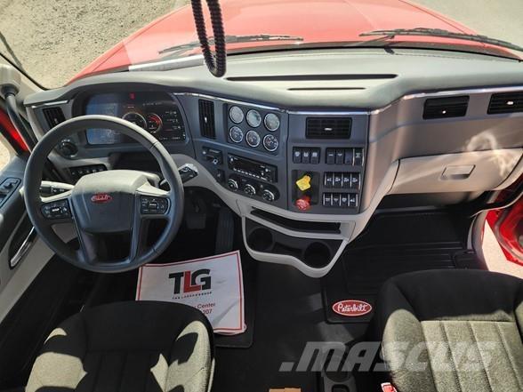 Peterbilt 567 Trækkere