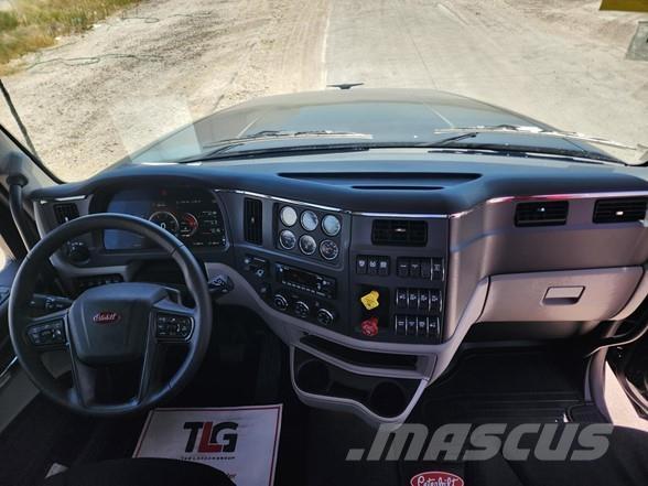 Peterbilt 567 Trækkere