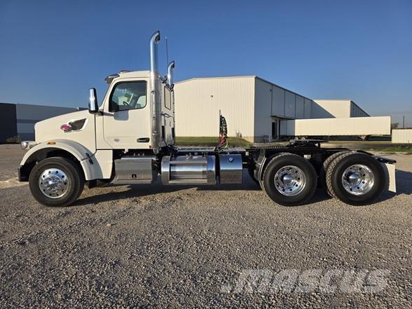 Peterbilt 567 Trækkere