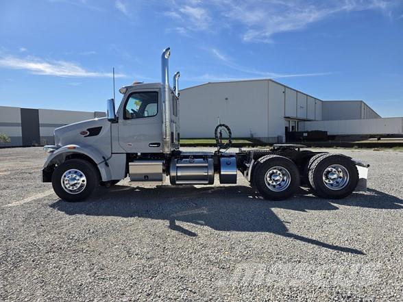 Peterbilt 567 Trækkere