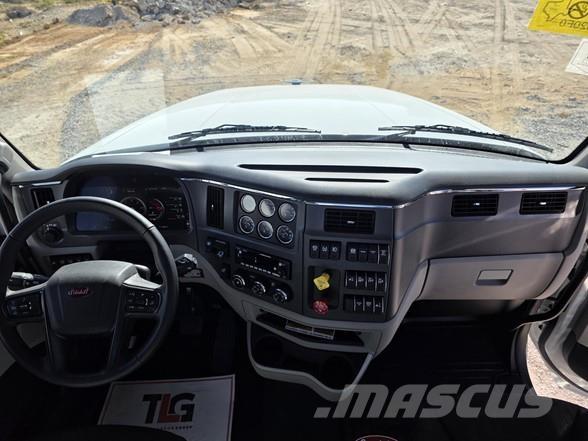 Peterbilt 567 Trækkere