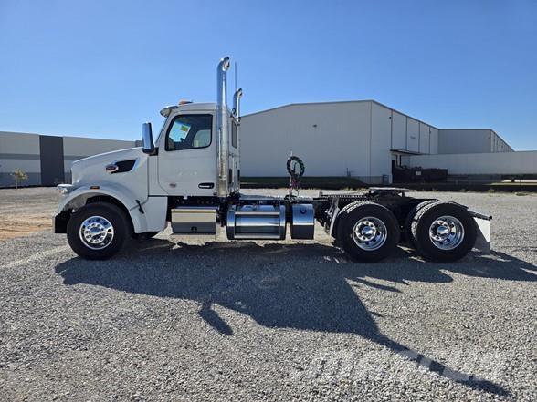 Peterbilt 567 Trækkere