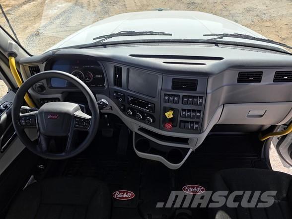 Peterbilt 567 Trækkere