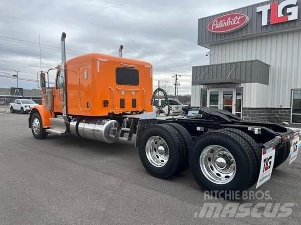 Peterbilt 589 Trækkere