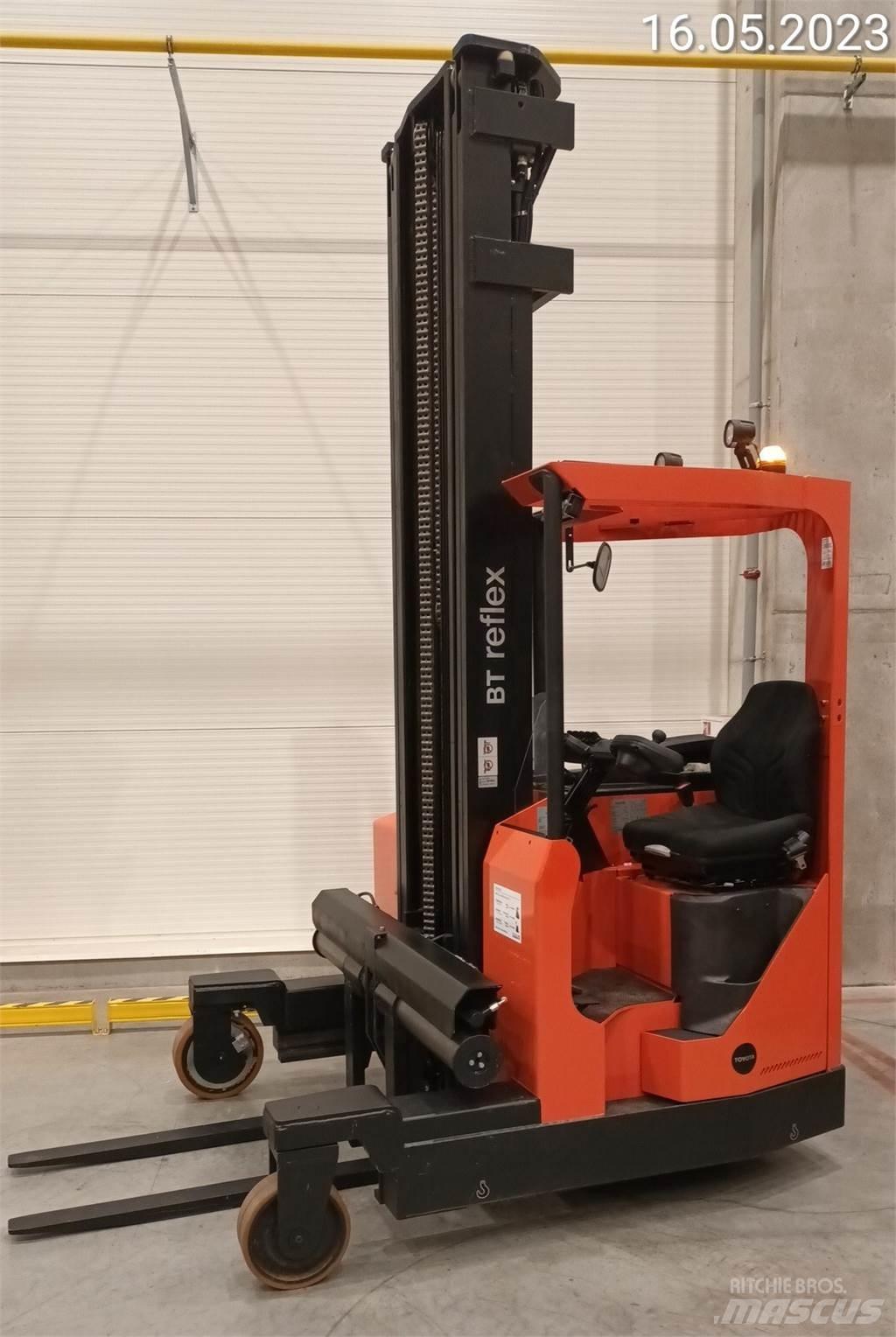 BT FRE270 Reachtruck