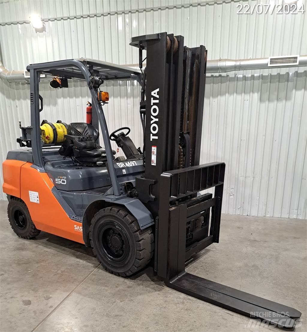 Toyota 8FG50N LPG gaffeltrucks
