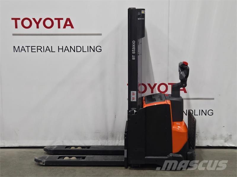 BT SWE120L Gaffelstabler med gående fører