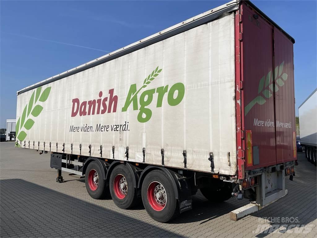 AMT Truckbeslag Semi-trailer med Gardinsider