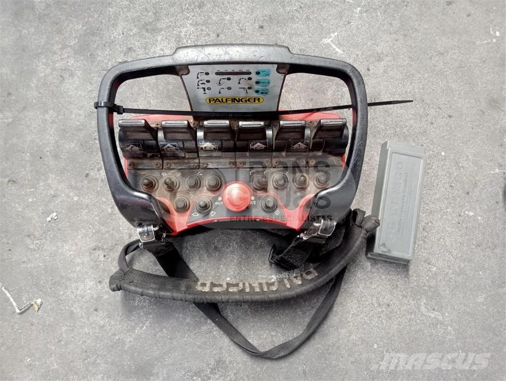 Palfinger PK 20002 Lastbilmonterede kraner