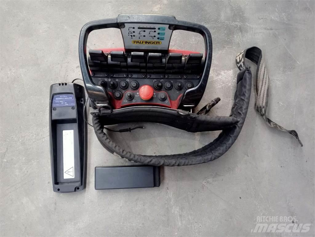 Palfinger PK 23002 Lastbilmonterede kraner