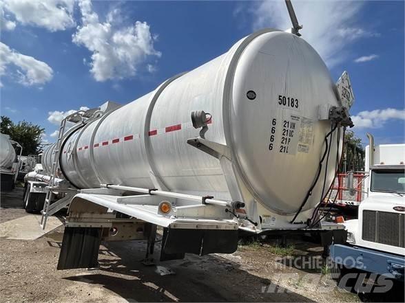 Heil  Semi-trailer med Tank