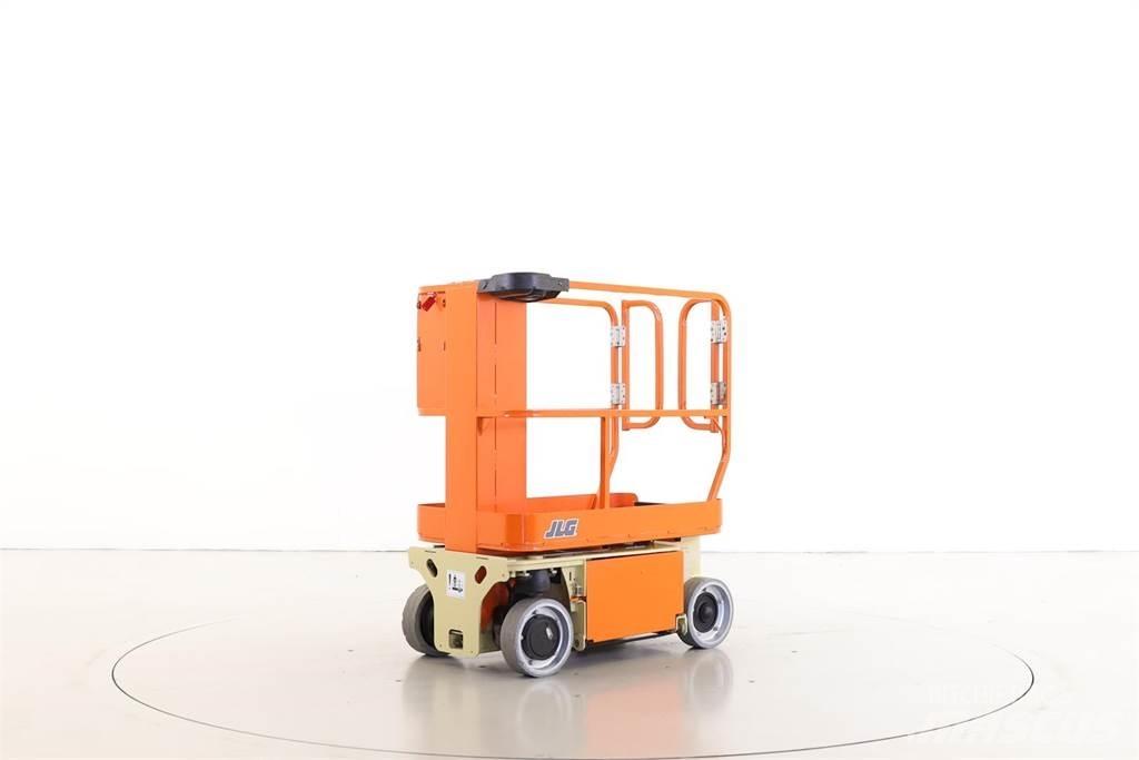 JLG 1230ES Søjlelifte
