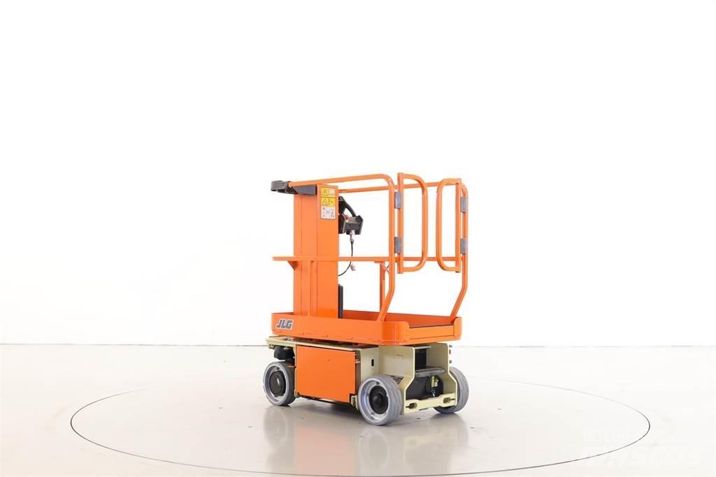 JLG 1230ES Søjlelifte