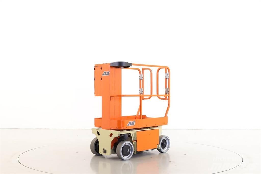 JLG 1230ES Søjlelifte