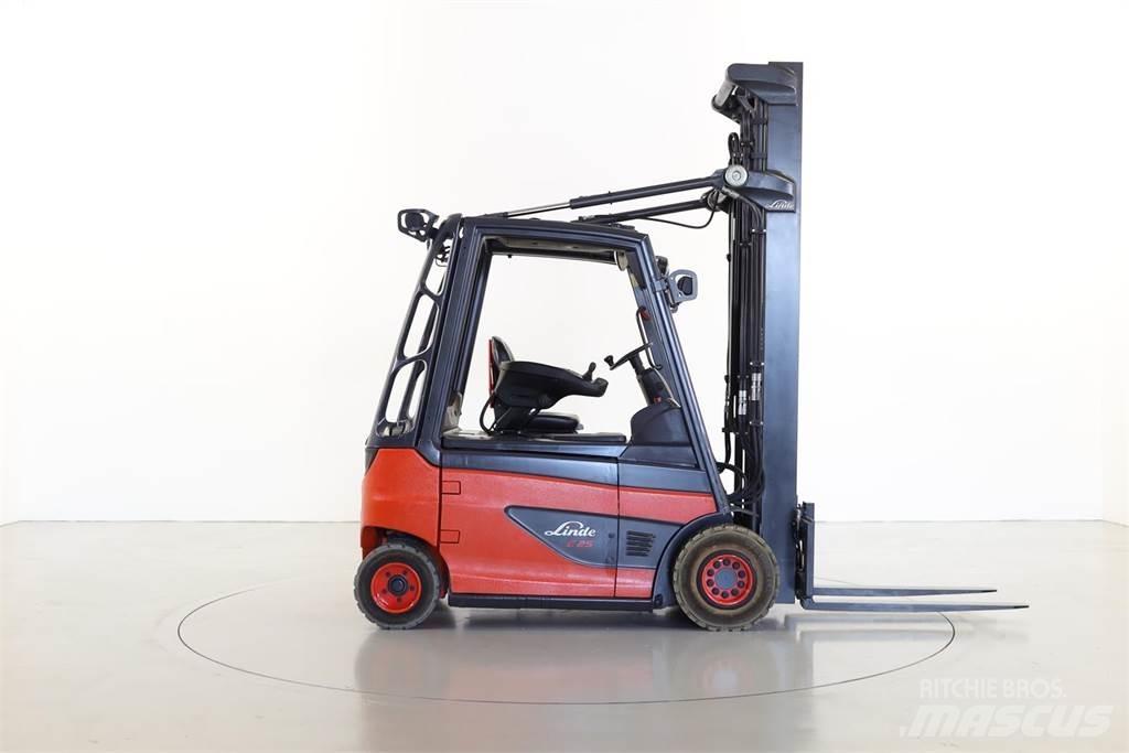 Linde E25-01 387 El gaffeltrucks