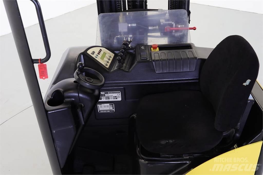 Yale MR16 Reachtruck