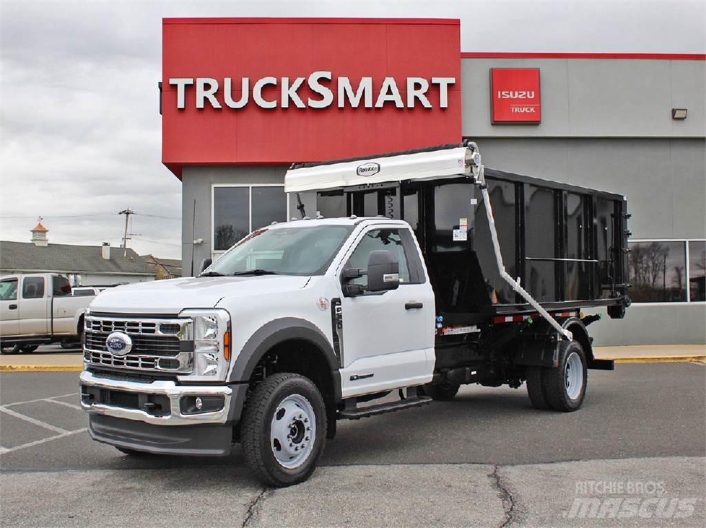 Ford F550 Lastbiler med containerramme / veksellad