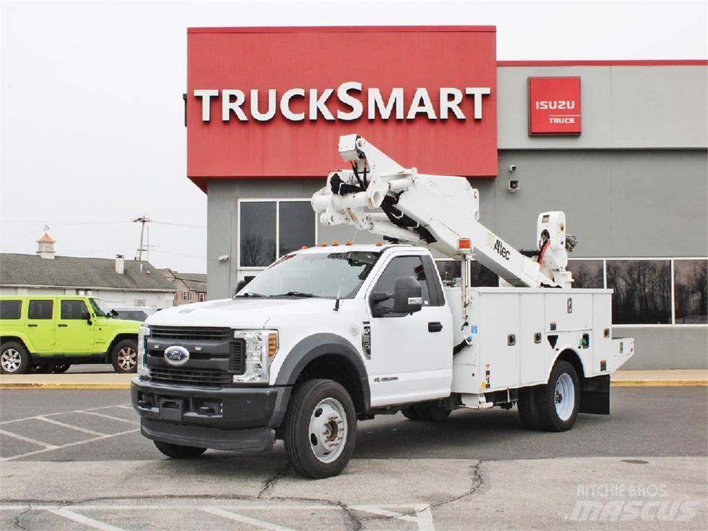 Ford F550 Lastbilmonterede lifte