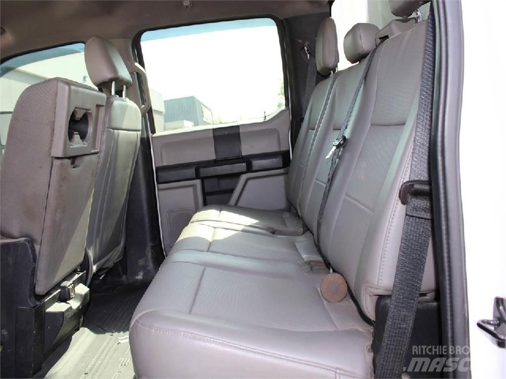 Ford F550 Lastbiler med tip