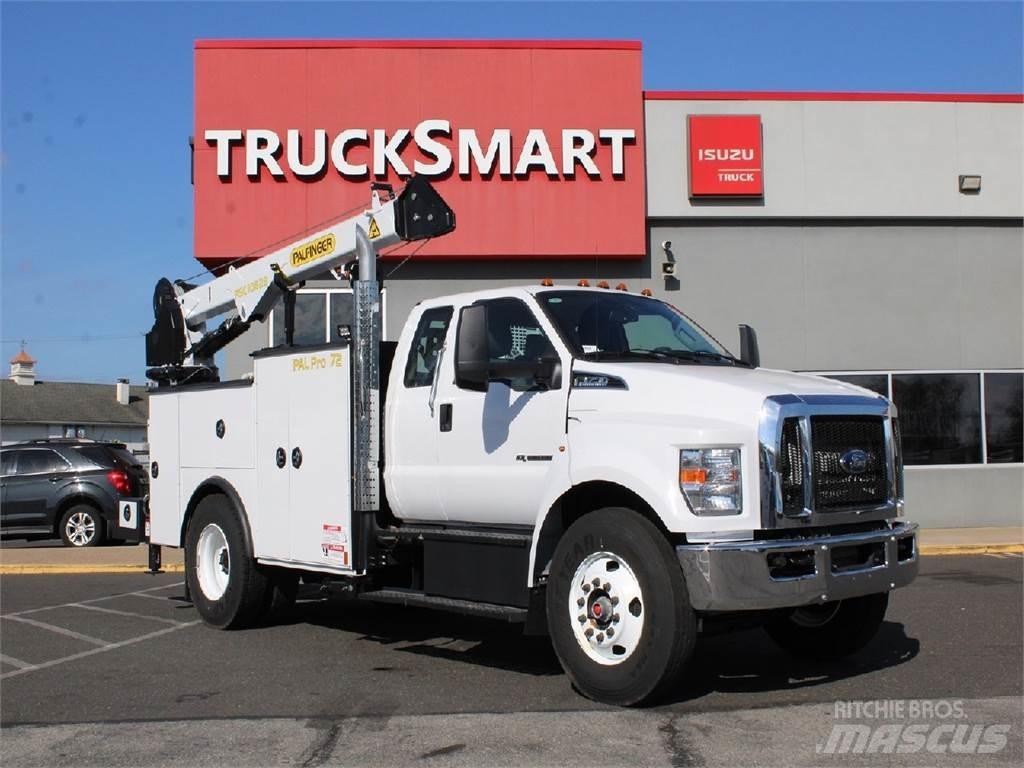 Ford F750 Lastbil med kran