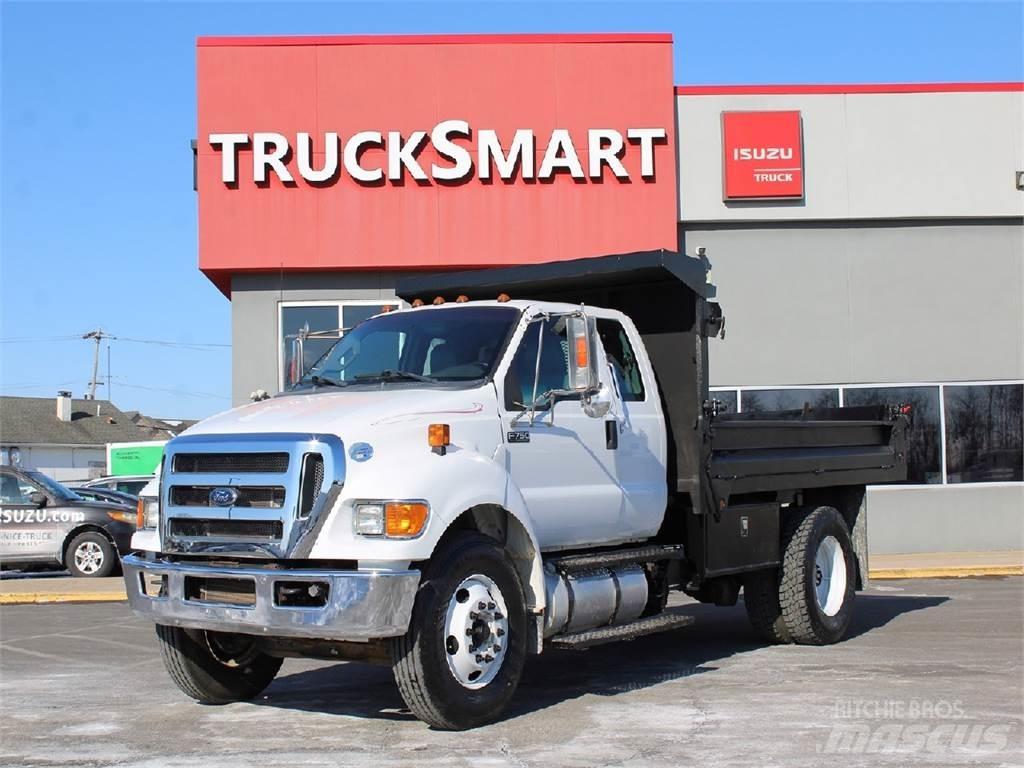 Ford F750 Lastbiler med tip